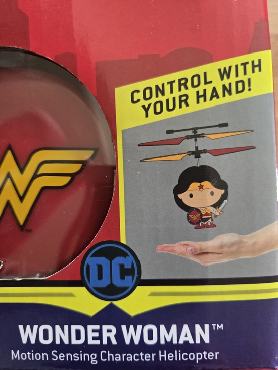 world tech toys Other - Wonder Woman Motion-Sensing Flying Helicopter Toy — Red